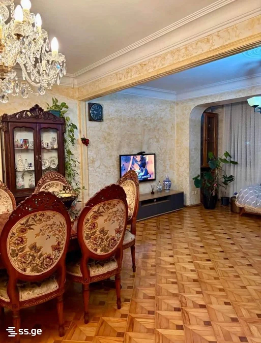 4-комнатная квартира