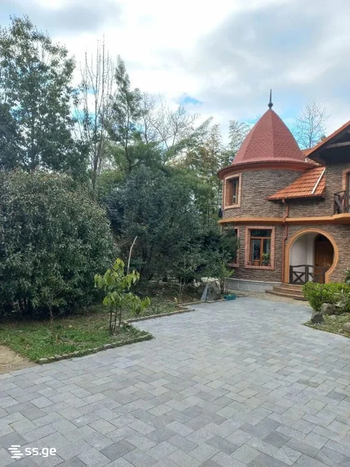 3 room Private House For Rent