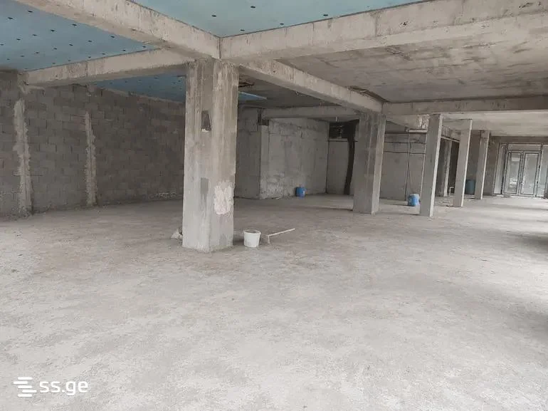 Коммерческое помещение 301.5 кв.м в Дигоми, продажа
