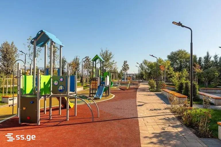 2-комнатная квартира в Тбилиси