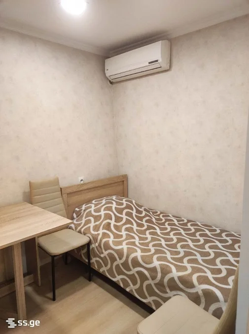 1 room Flat for rent. Navtlugi