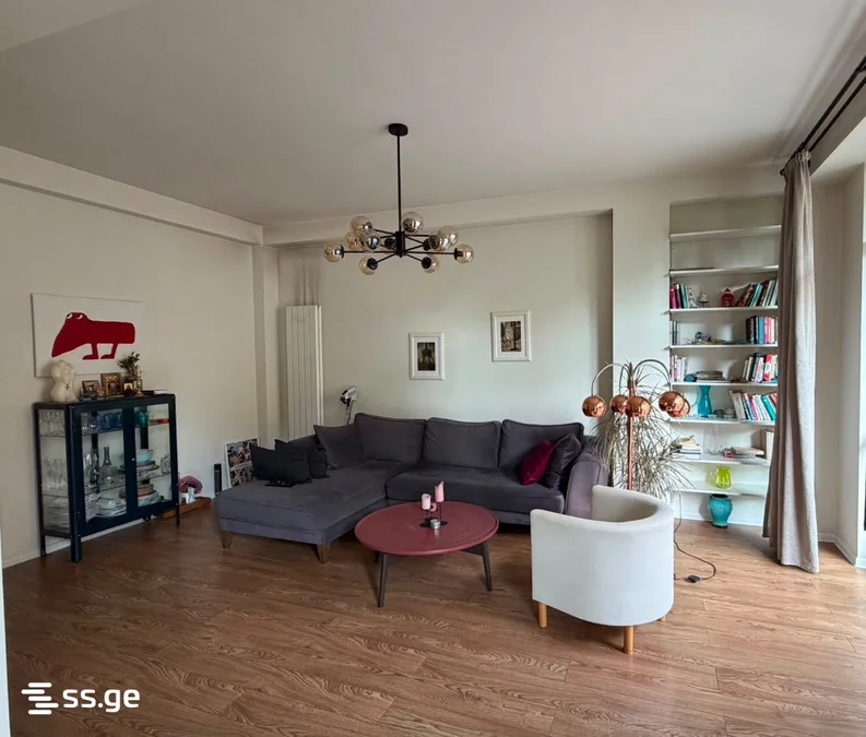 3 room Flat For Sale. Vake