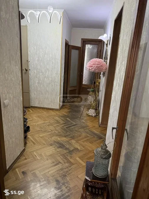 3-комнатная квартира Продаётся. Ваке