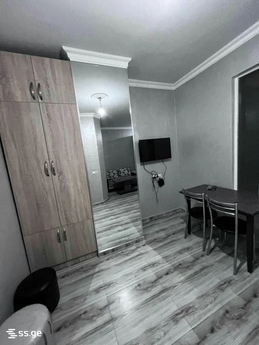 1+1 на Horizons Deluxe აეროპორტის გზატ. 11 Airport District