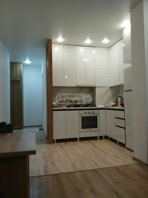 1+1 на Zgvispiris Street 10л ძველი ბათუმის უბანი