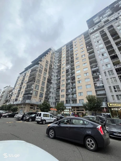 Коммерческое помещение на Bagrationi Residence Batumi Bagrationis Shes. 32 Bagrationi District
