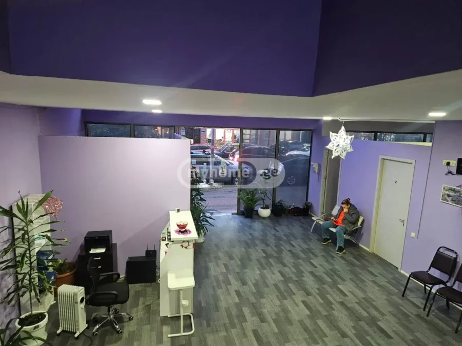 Ქირავდება საოფისე კომერციული ფართი ბაგრატიონის უბანში