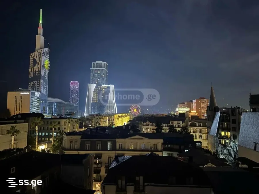 1+1 на შ. რუსთაველის გამზ. 0 Old Batumi District