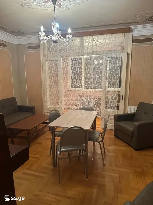 3-комнатная квартира в Тбилиси