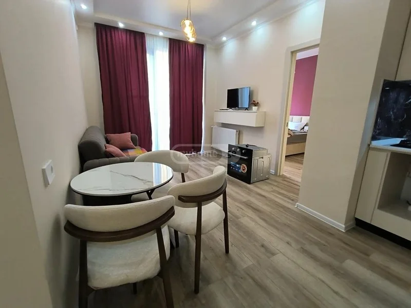 Permtserta St, 33: 3-room, 70.0 m²