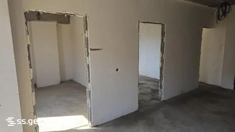 3-комнатная квартира в Тбилиси