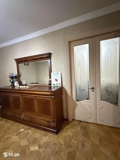 3-комнатная квартира в Тбилиси