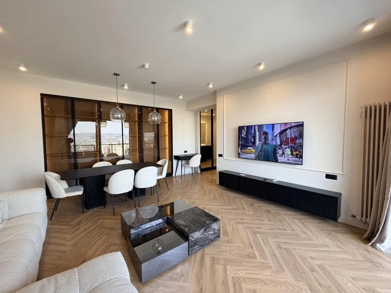 Проспект Илья Чавчавадзе, 60г: 3-комнатная, 150.0 м²
