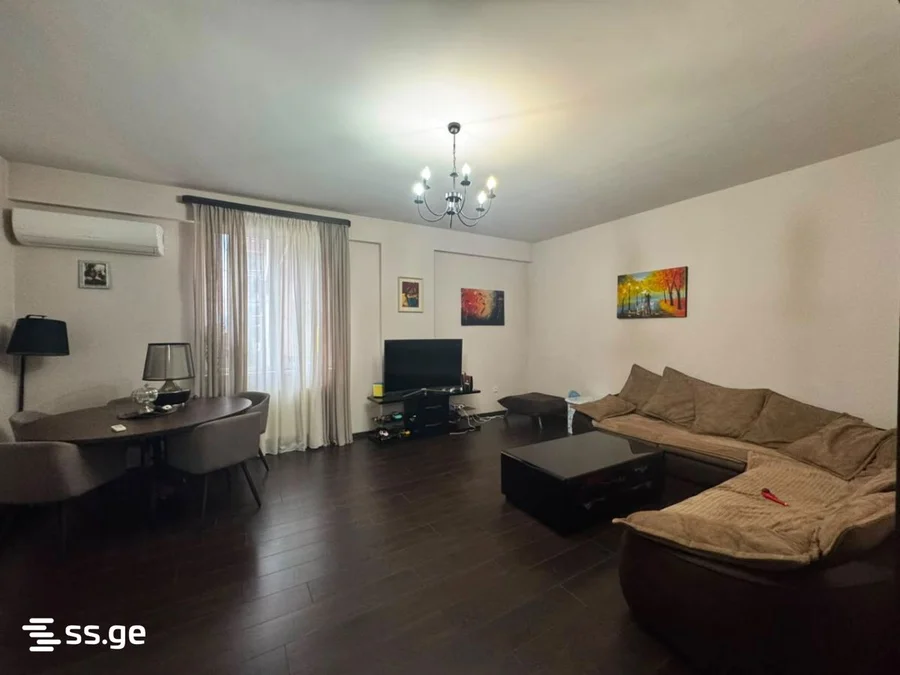 3 room Flat For Sale. Vera