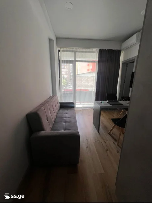 Коммерческое помещение на m. aleksidze st. 3 Saburtalo