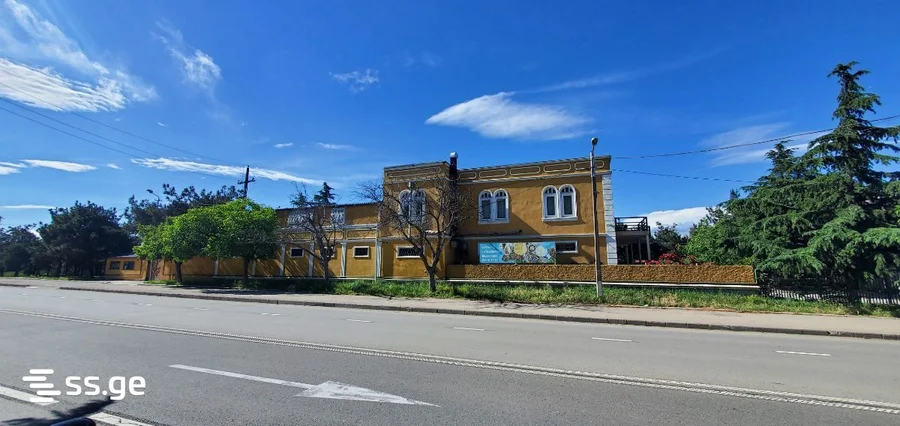 Коммерческий объект 1684 кв.м Ивертубани