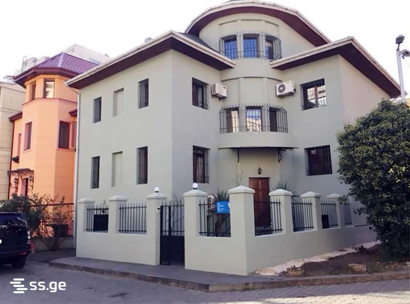 9 room Private House For Sale. Vake