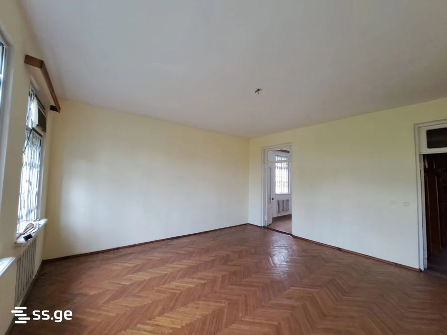 Дом 250 м² в Кобулети, 8 комнат, $280,000