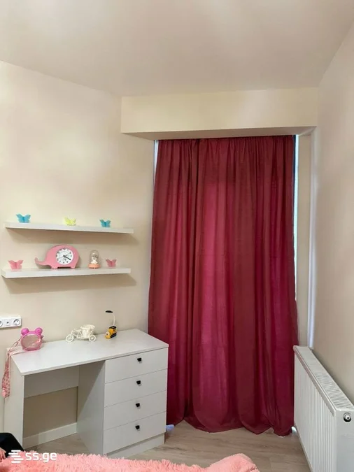 3 room Flat For Sale. Lisi lake