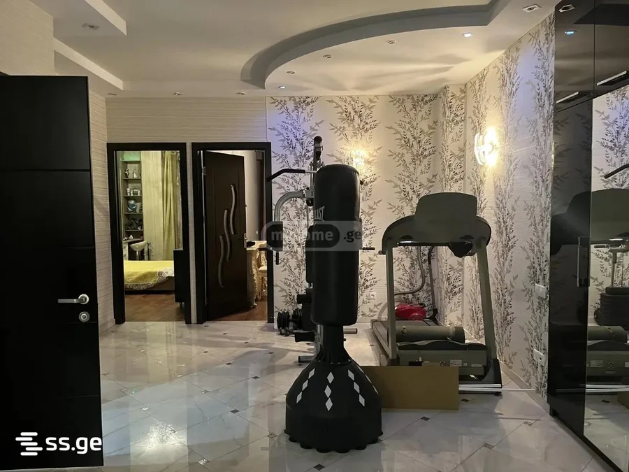 4 room Flat For Rent. Digomi