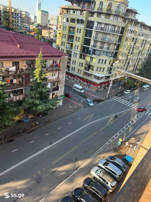 Коммерческое помещение на ჭავჭავაძის ქ. 53 Old Batumi District