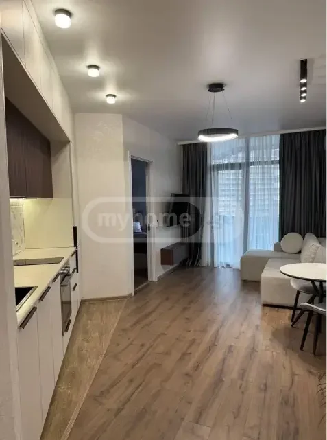 1+1 на Bagrationi Residence Batumi Bagrationis Shes. 131a ბაგრატიონის უბანი