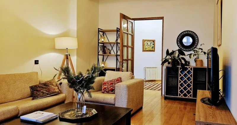 Ул. Мтацминда, 12: 3-комнатная, 85.0 м²