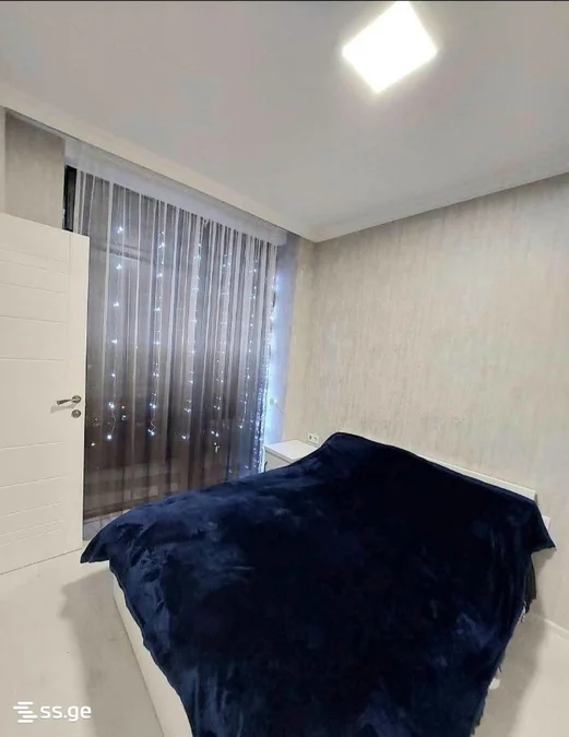 1+1 на Такаишвили улица 105 Bagrationi District