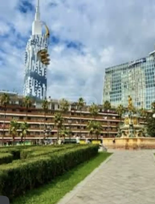 1+1 на Sh. Rustaveli Ave. 10 ძველი ბათუმის უბანი