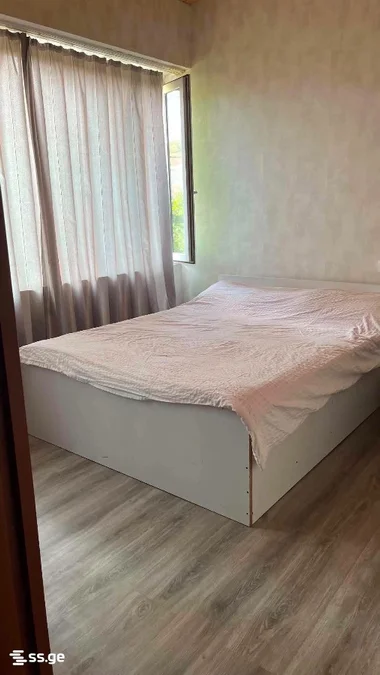 4 room Private House For Sale. Mtatsminda