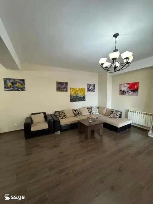 3 room Flat for rent. Vera