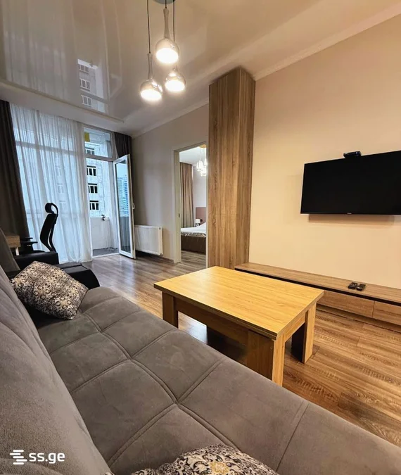 3-комнатная квартира, ул. Кобаладзе, 15, $800