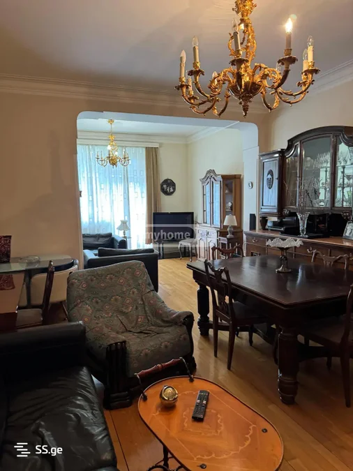 5 room Flat For Sale. Vera