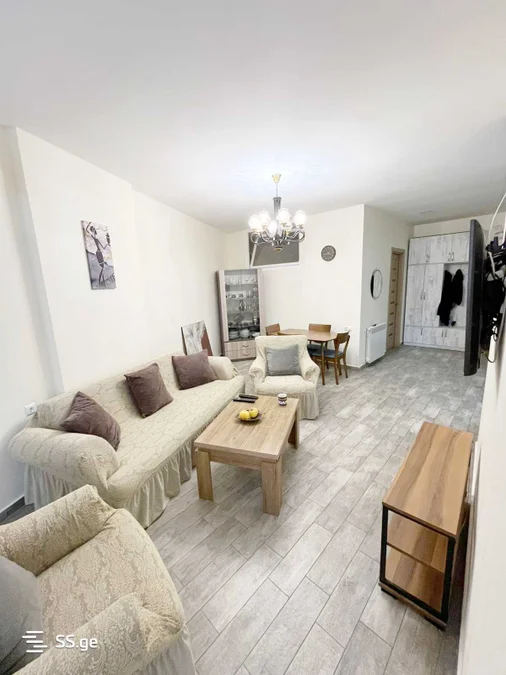 3 room Flat Daily rent