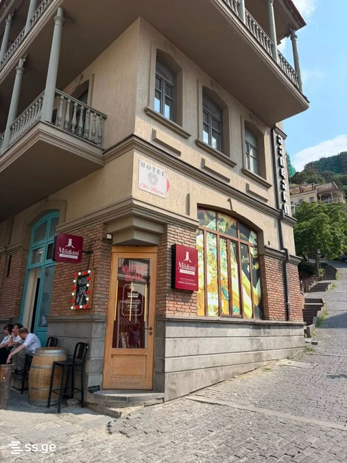 Commercial space For Sale. Sololaki