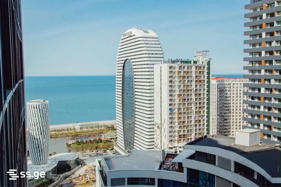 1+1 на Ramada Residences улица Шерифа Химшиашвили 19 Khimshiashvili District