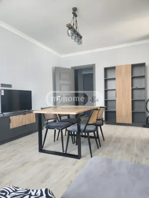 3-комнатная квартира на ул. Багратиони, $120000