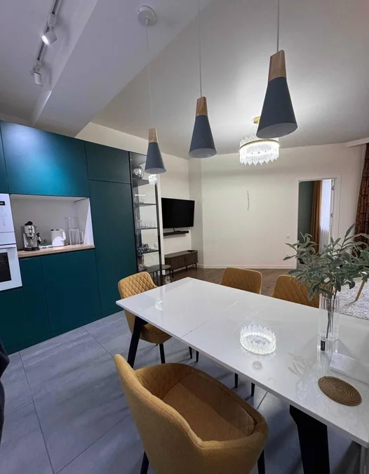 3 room Flat For Sale. Ortachala
