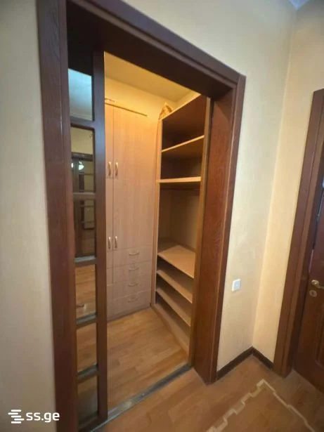 5-комнатная квартира на продажу. Сабуртало