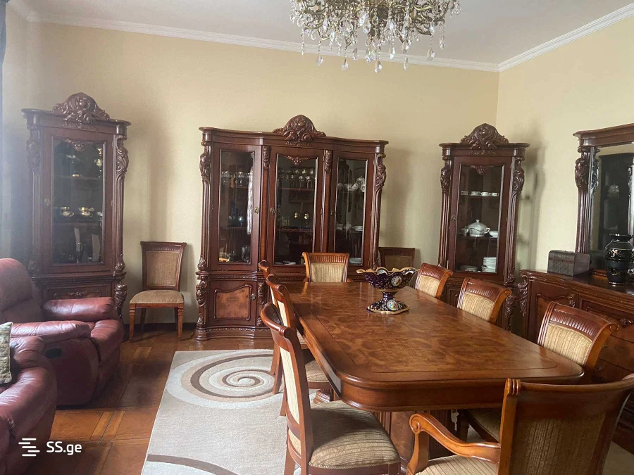 5 room Flat For Sale. Mtatsminda