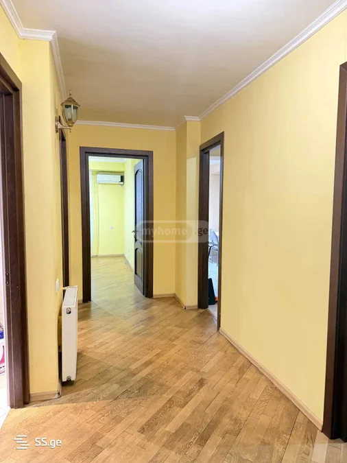 3-комнатная квартира в Тбилиси