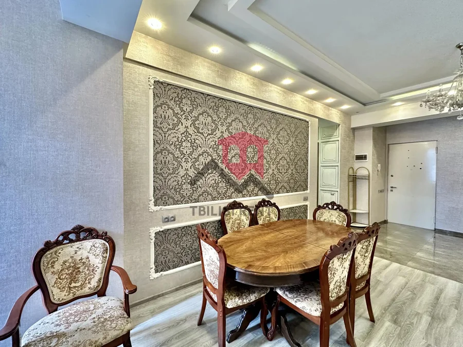 Просторная 4-комнатная квартира на Сабуртало, $1800