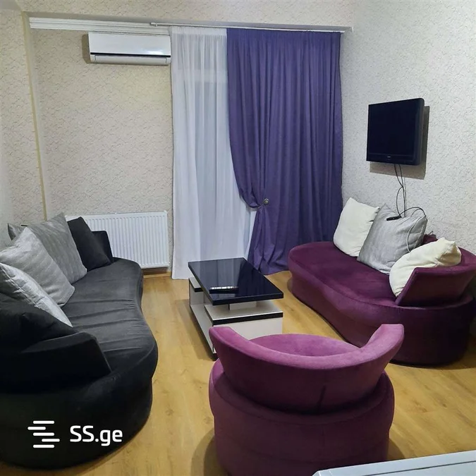 2 room Flat daily rent. Gldani