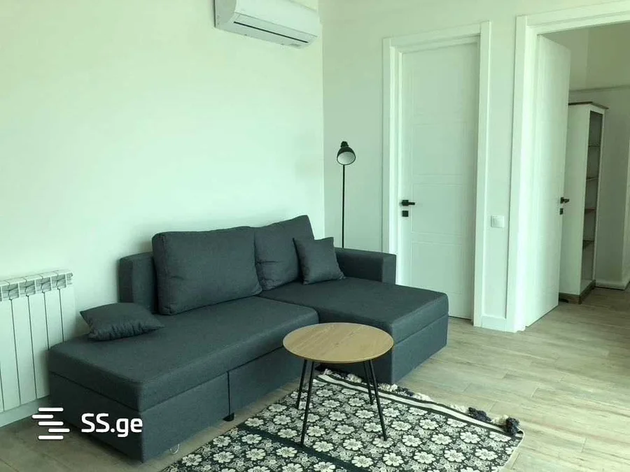 2 room Flat For Rent. Vera