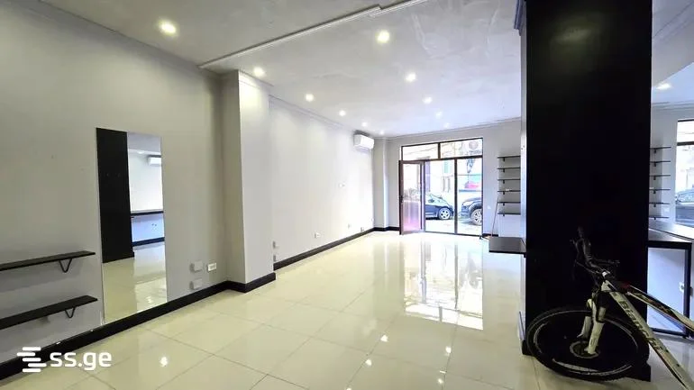 Коммерческое помещение 50 м², Старый Батуми