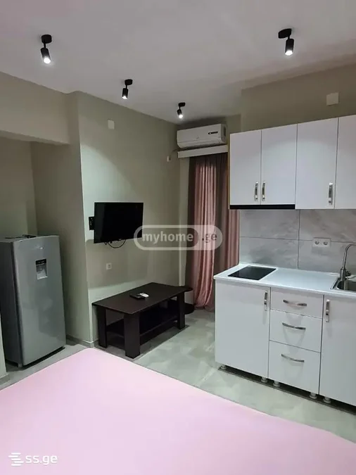 Коммерческое помещение на Кетеван Цамебули Ул. Agmashenebeli District