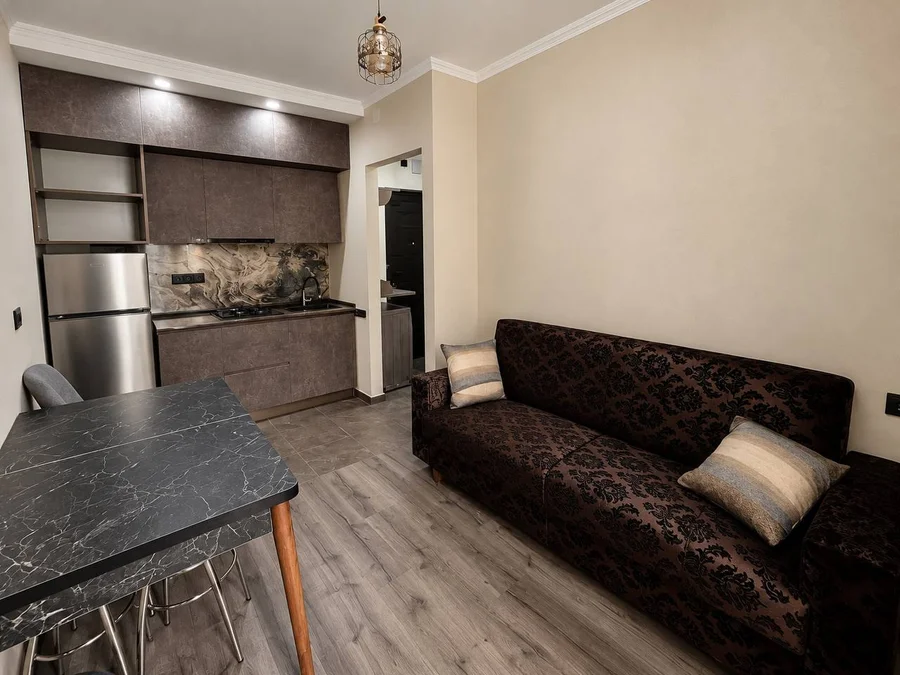 Двухкомнатная квартира, центр , $450