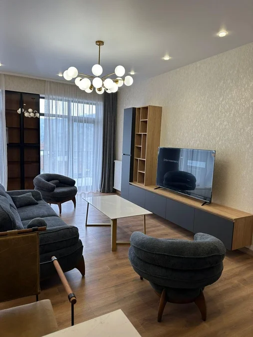 Vake Hills: 4-комнатная, 185,0 м²