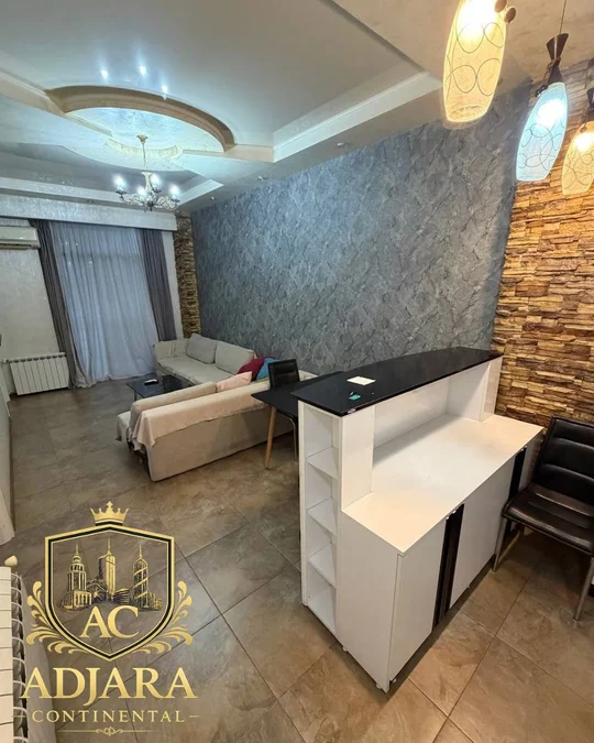 3 комнаты, 2 спальни, первая линия у моря, $600