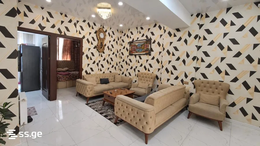 5 room Flat For Sale. Isani